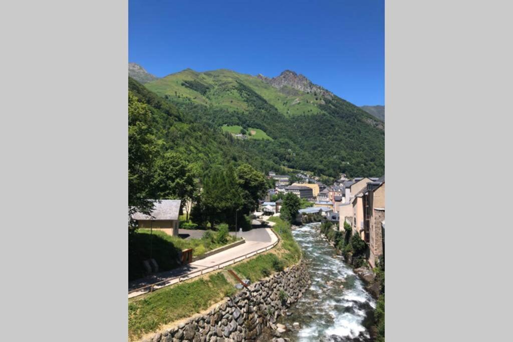 Appartement T2 classé tout confort, Cauterets Centre, équipé pour bébé, et WIFI gratuite Extérieur photo